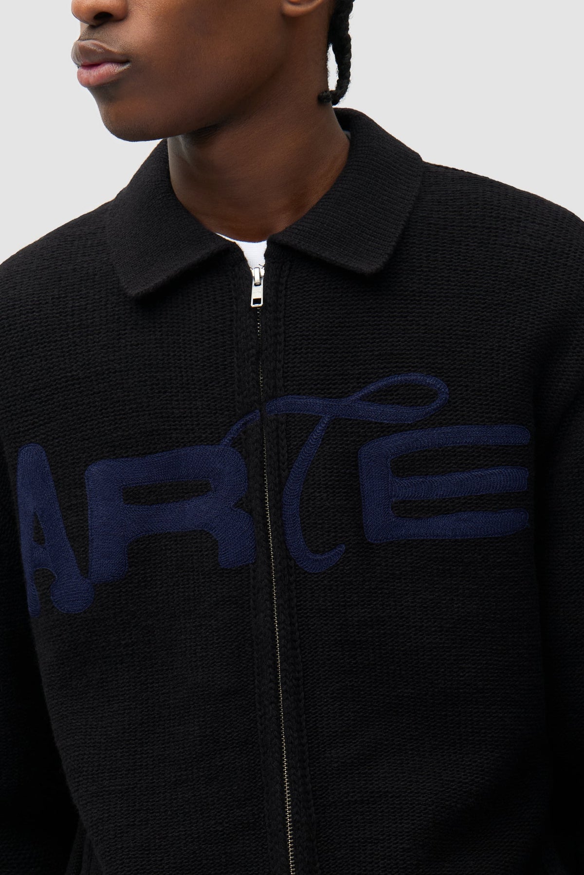 Arte Antwerp AW26 Stencil Zip Cardigan noir — ADG Studio