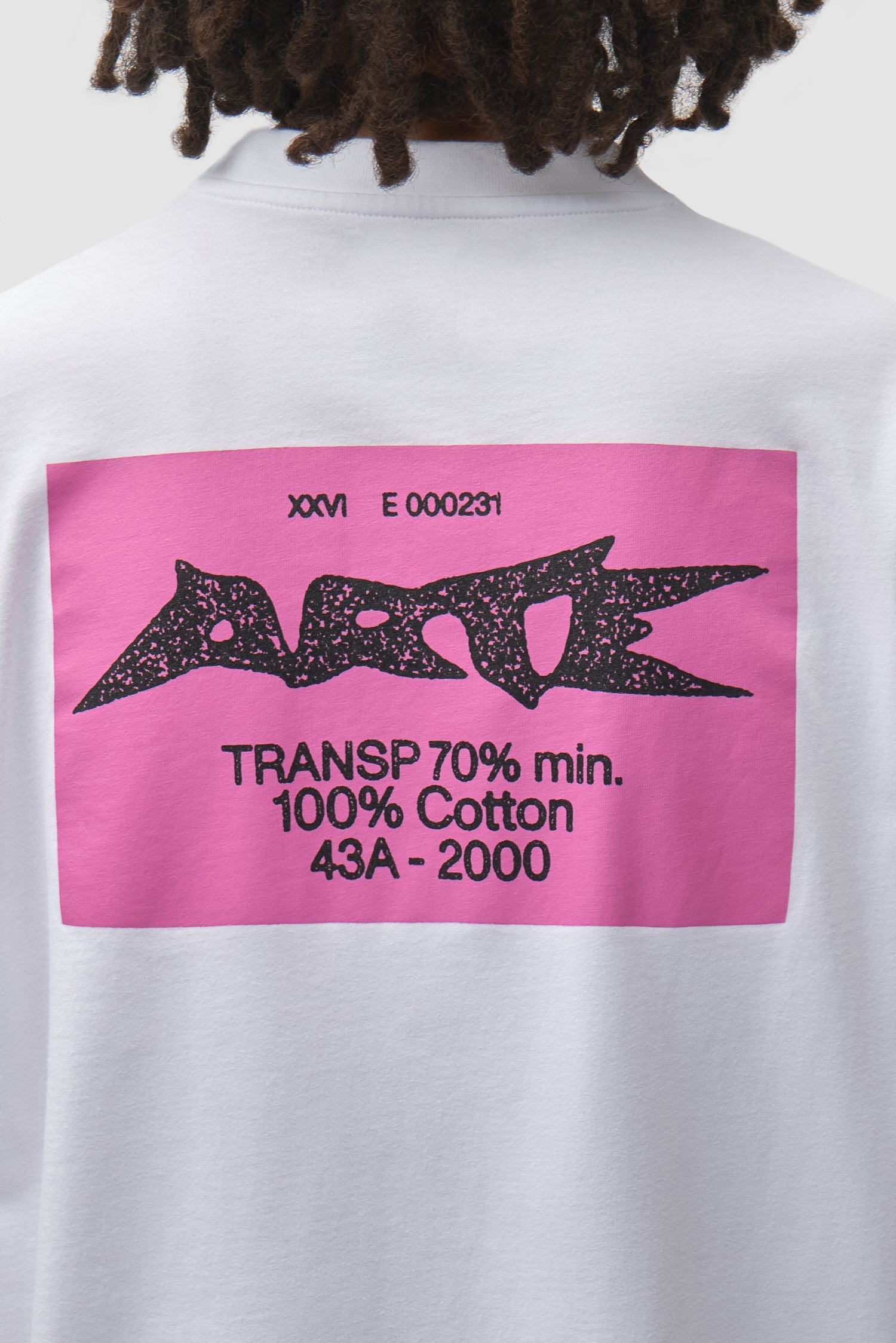 Arte Antwerp Composition T-shirt blanc — détail graphisme Composition