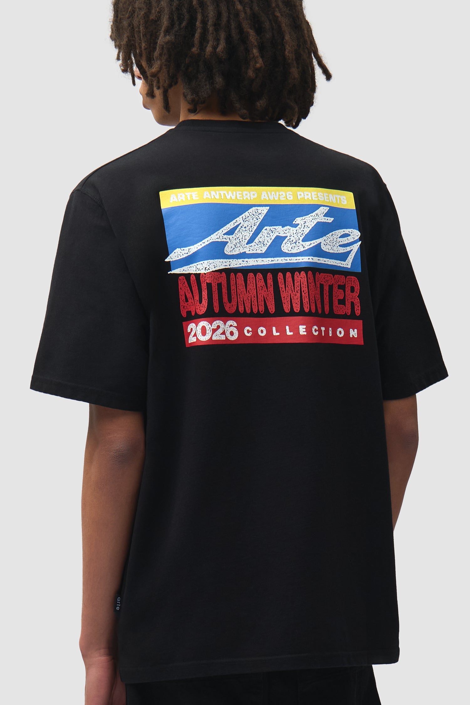 Arte Antwerp Mural T-shirt noir — lookbook profil