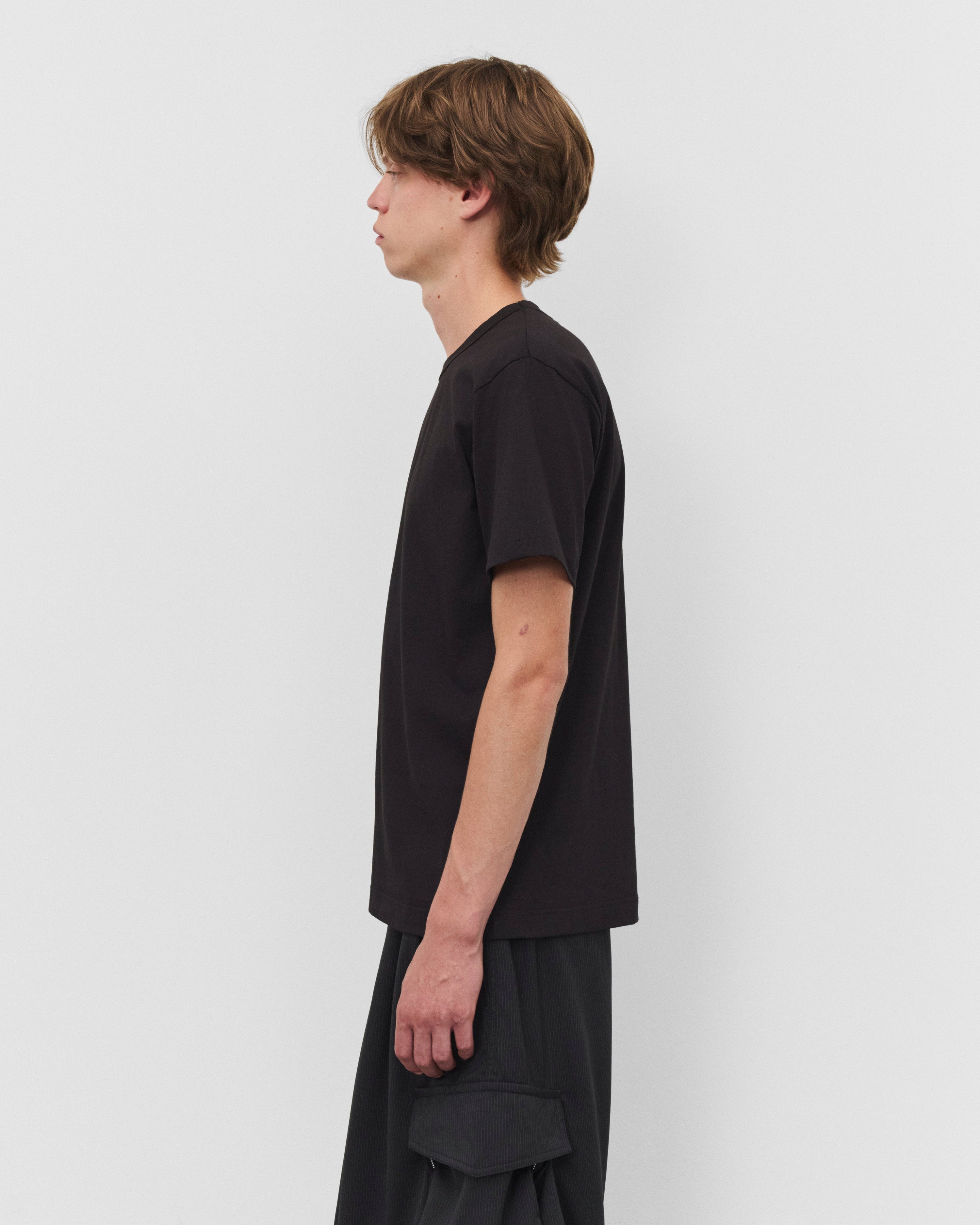 Comme des Garçons SHIRT T-shirt noir — lookbook profil