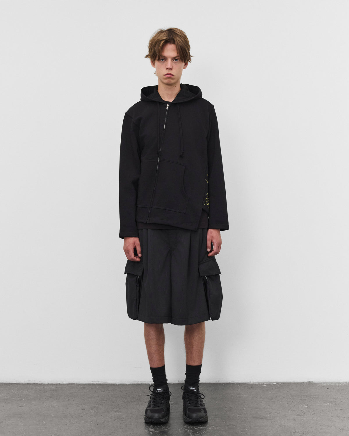 Comme Des Garçons Shirt hoodie zip paint splatter noir — lookbook face entier