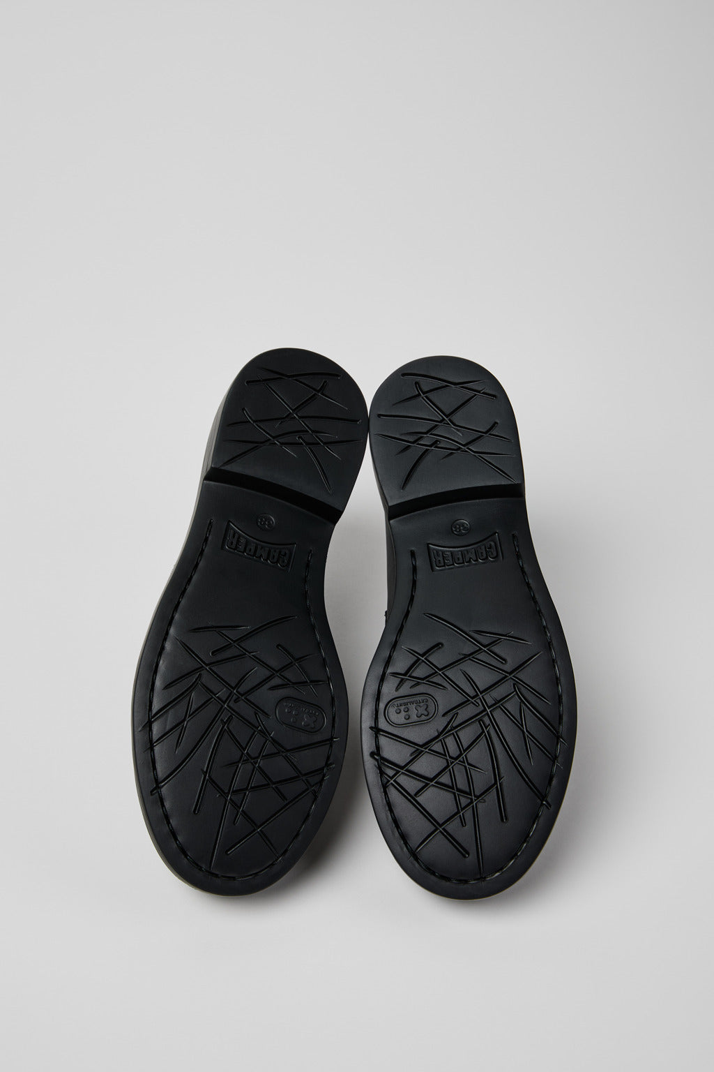 Camper Dean Noir — profil