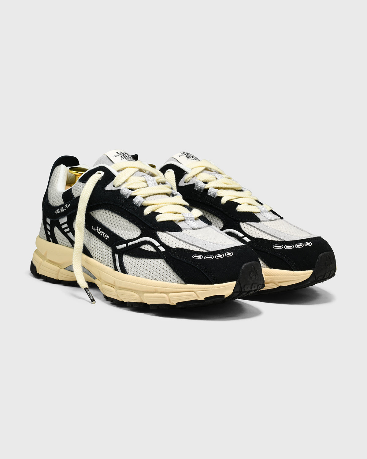 Mercer The Re-Run Vintage anthracite — packshot paire trois-quarts