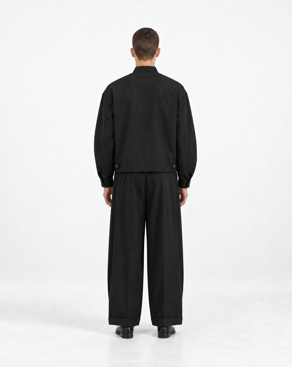 Maatroom Uiji Bomber Jacket – porté, vue de dos