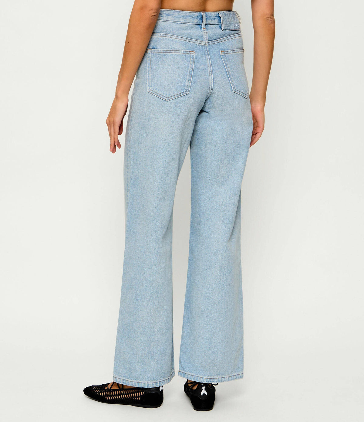 A.P.C. Femme - Jean Elisabeth - Bleu clair, portée, vue de dos