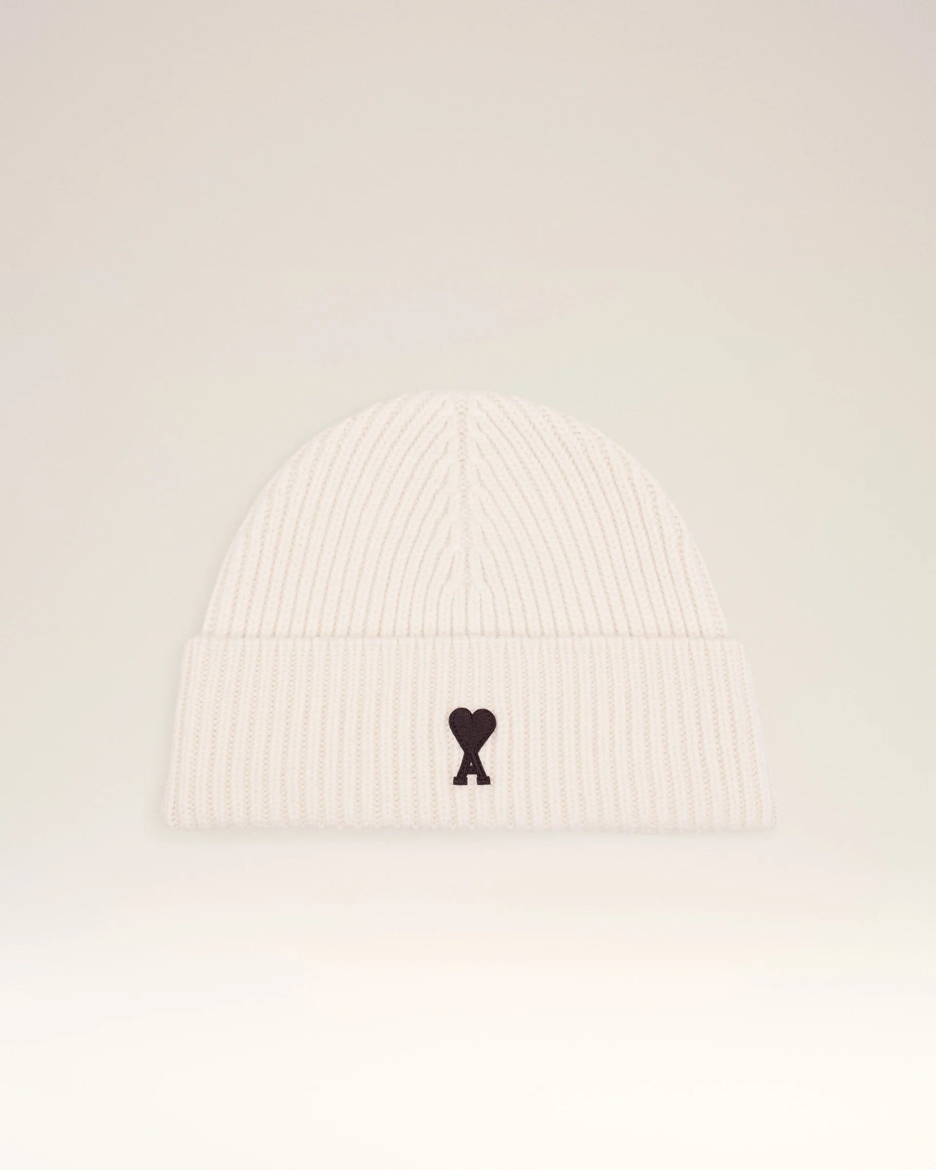 Ami Paris - Bonnet blanc en Laine Ami de Coeur Noir - Accessoires - UBO006.018