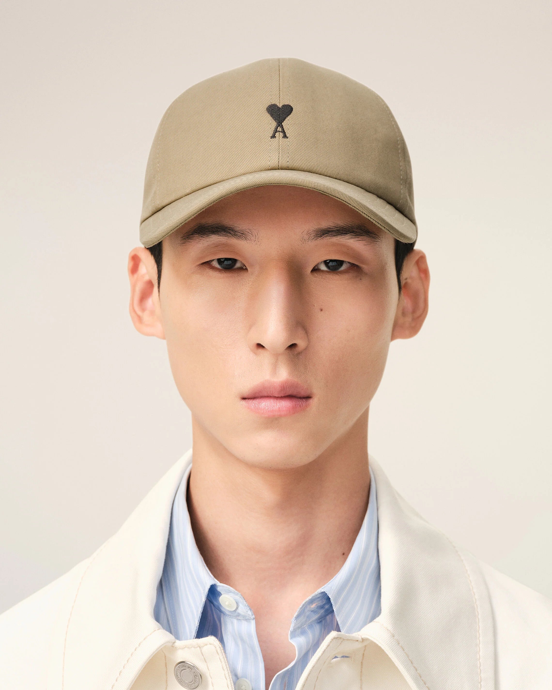 Ami Paris - Casquette Ami de Coeur en gabardine de coton - Beige taupe-Accessoires-UCP265.AW0041