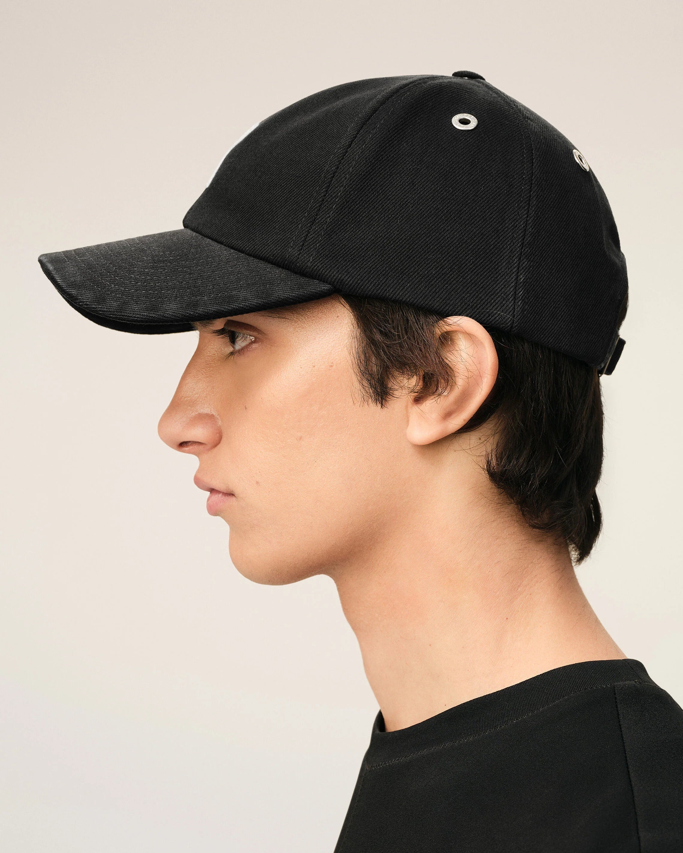 Ami Paris - Casquette Ami de Coeur Patch en coton feutré - Noir-Accessoires-UCP277.AW0028