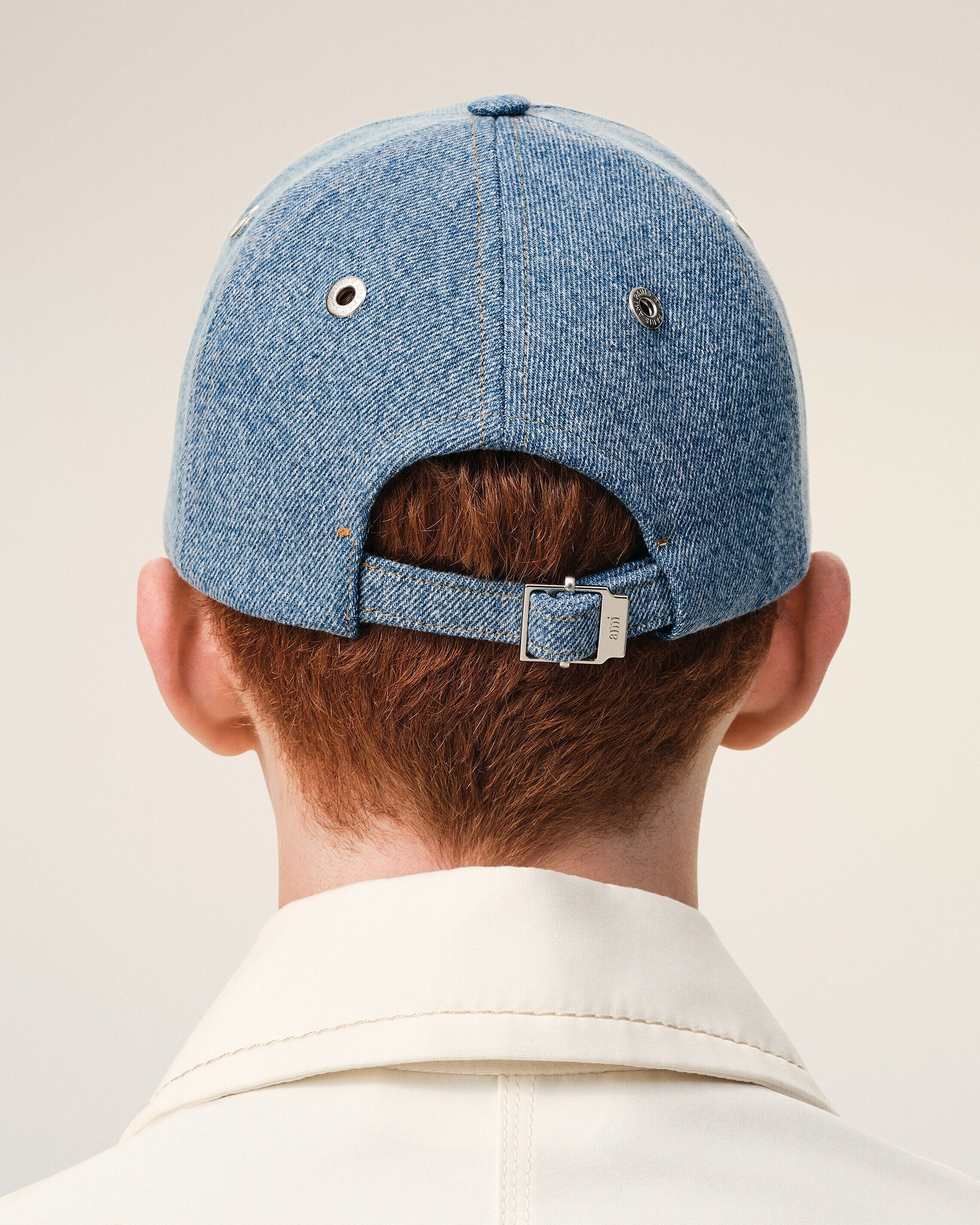 Ami Paris - Casquette Denim Ami de Coeur brodé - Bleu délavé/tabac - Accessoires - UCP264.DE0046