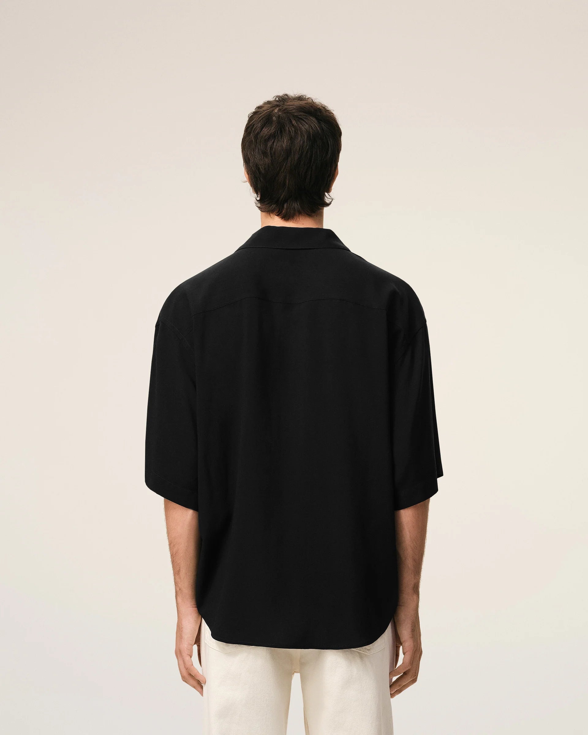 Ami Paris - Chemise boxy manches courtes logo Ami Paris brodé - Noir - Chemises - HSH830.VI0036