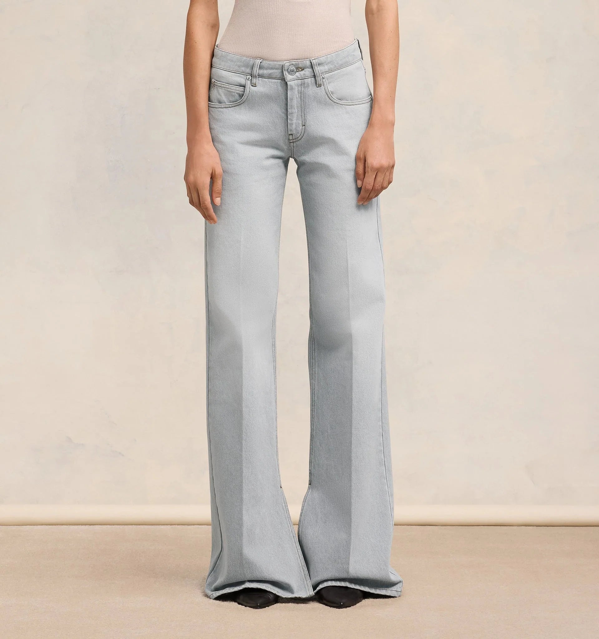 Ami Paris - Jean Flare Fit Avec Fentes - Gris Délavé-Jupes et Pantalons-FTR425.DE0028