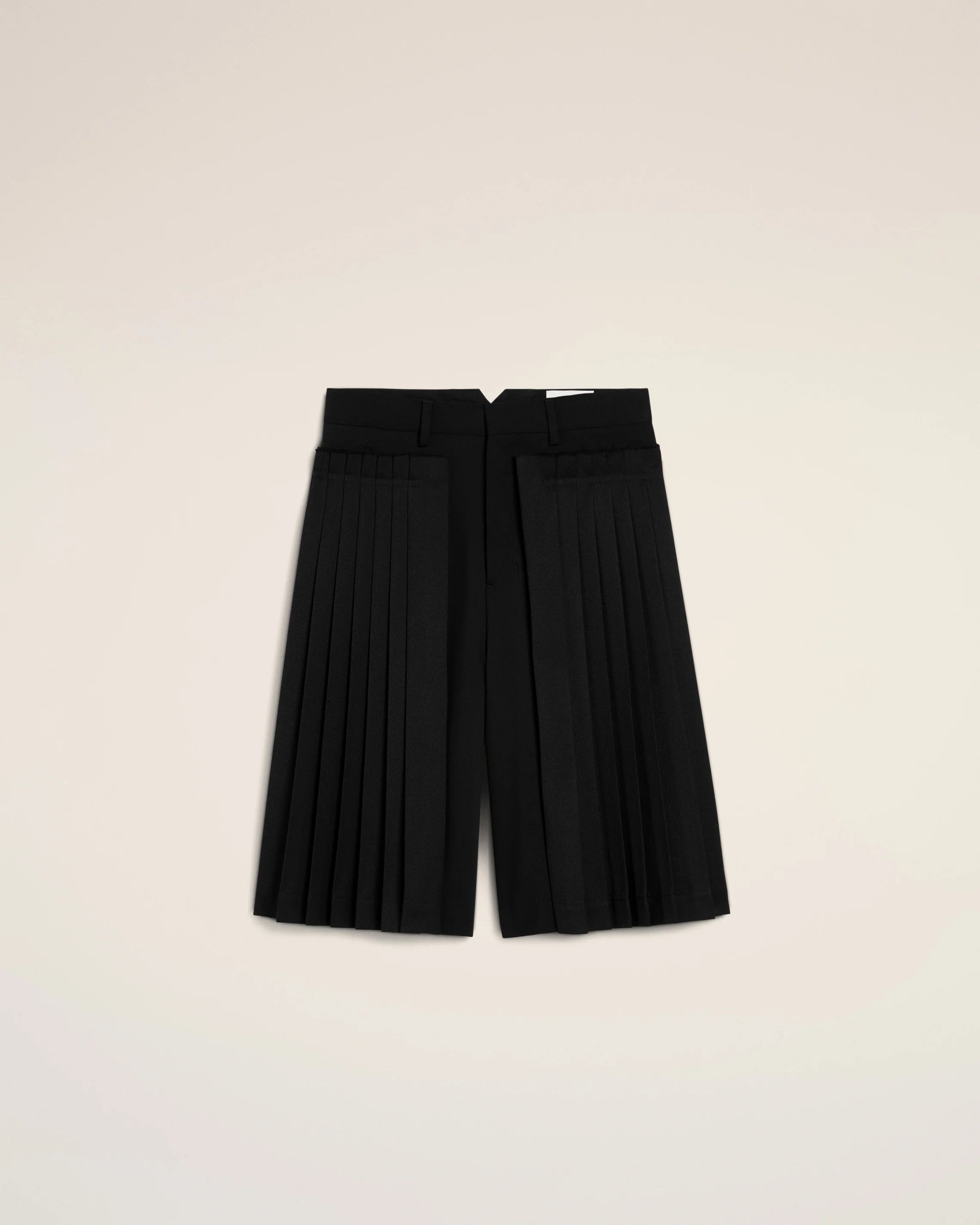 Ami Paris - Bermuda Noir Plisse En Laine - Noir - HSO519 - Pantalons et Shorts - HSO519.WV0067