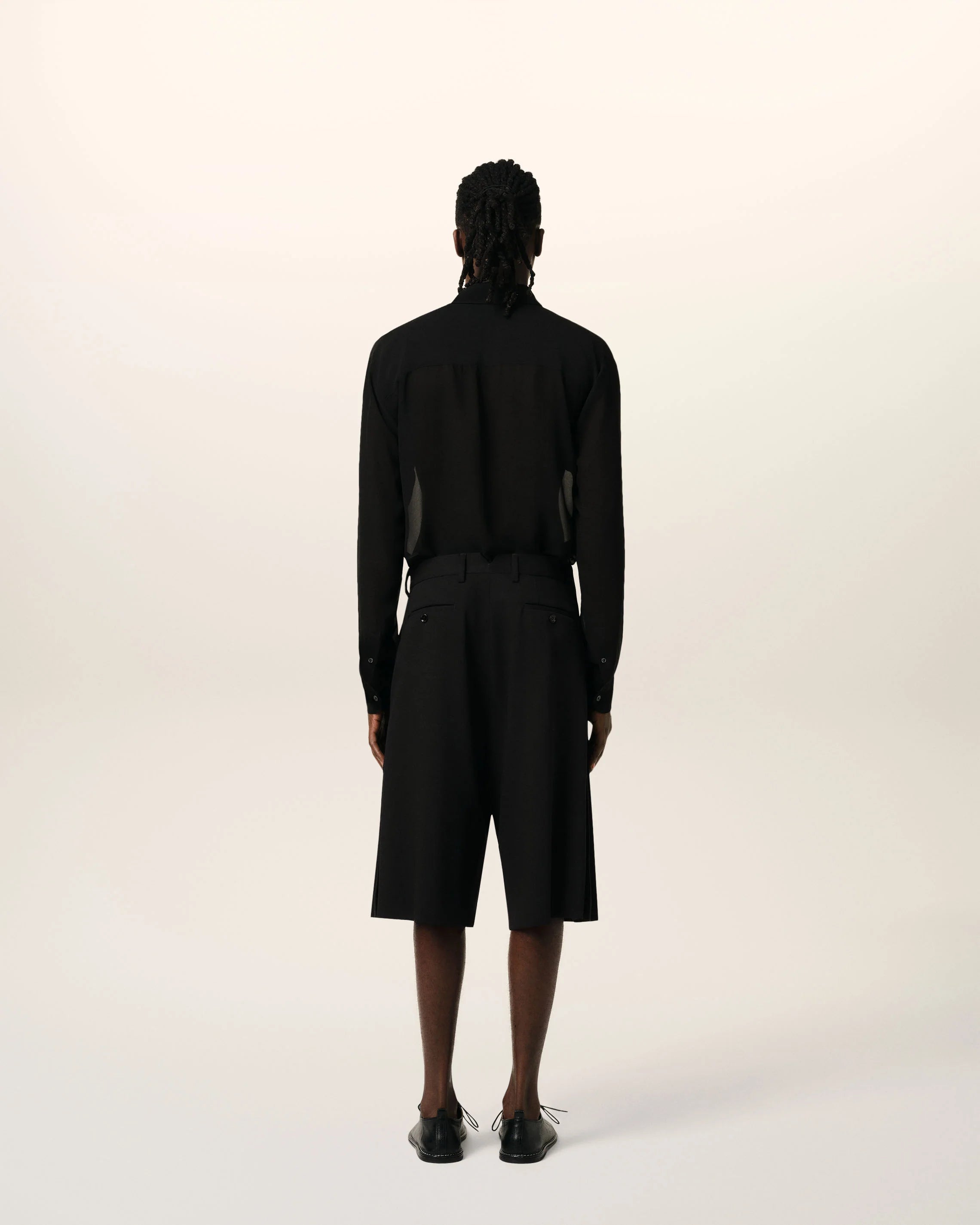 Ami Paris - Bermuda Noir Plisse En Laine - Noir - HSO519 - Pantalons et Shorts - HSO519.WV0067