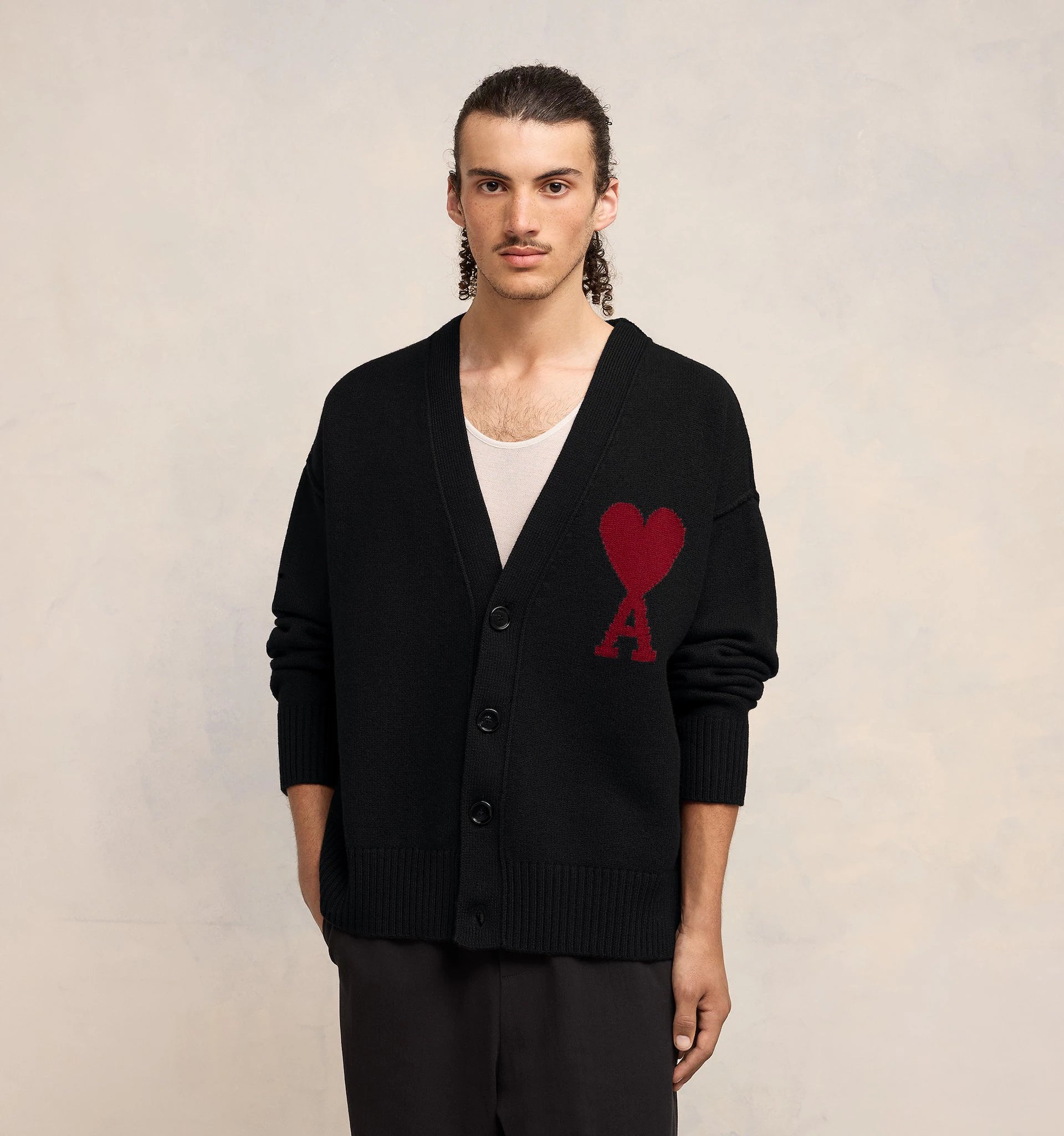 Ami Paris - Cardigan en Laine Ami de Cœur BFUKC002 - Noir - Pulls et Sweats - BFUKC006.018