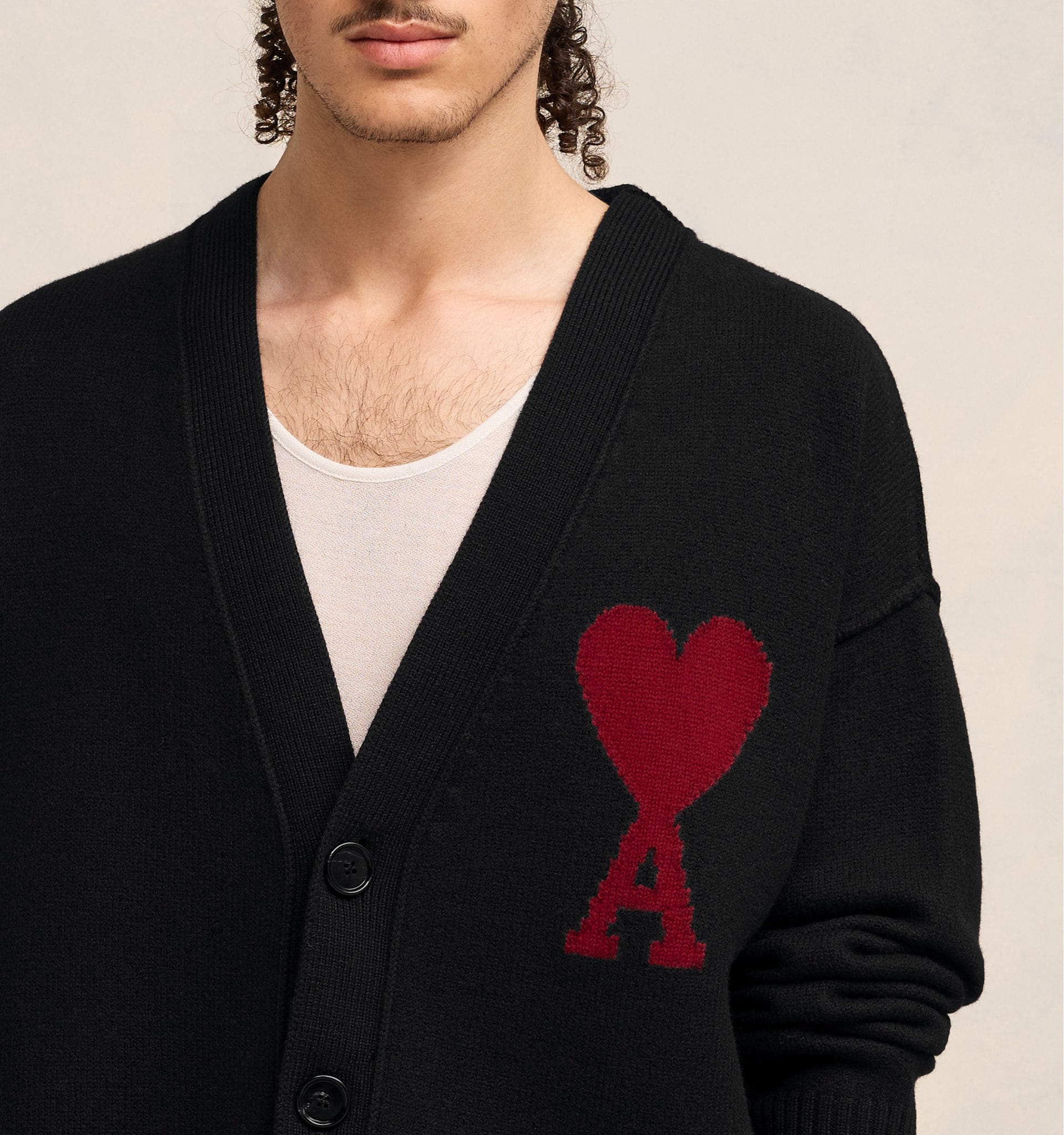 Ami Paris - Cardigan en Laine Ami de Cœur BFUKC002 - Noir - Pulls et Sweats - BFUKC006.018