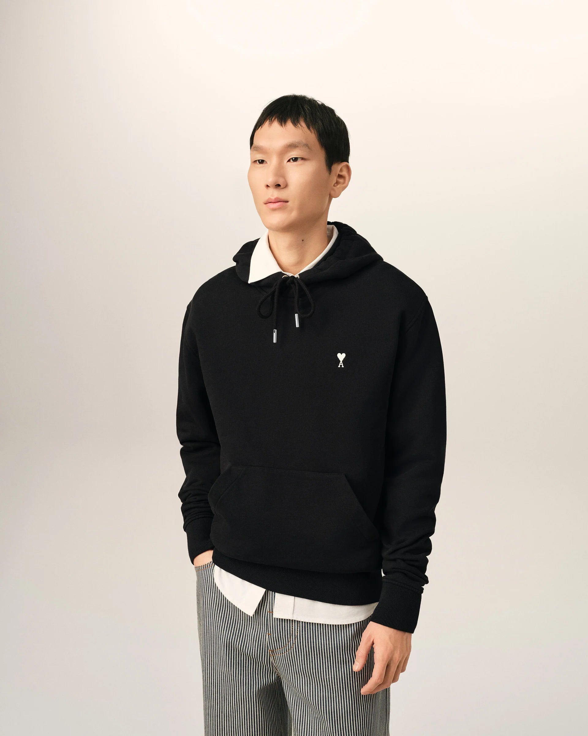 Ami Paris - Hoodie noir Ami de Coeur blanc en coton-Pulls et Sweats-HSW764.730