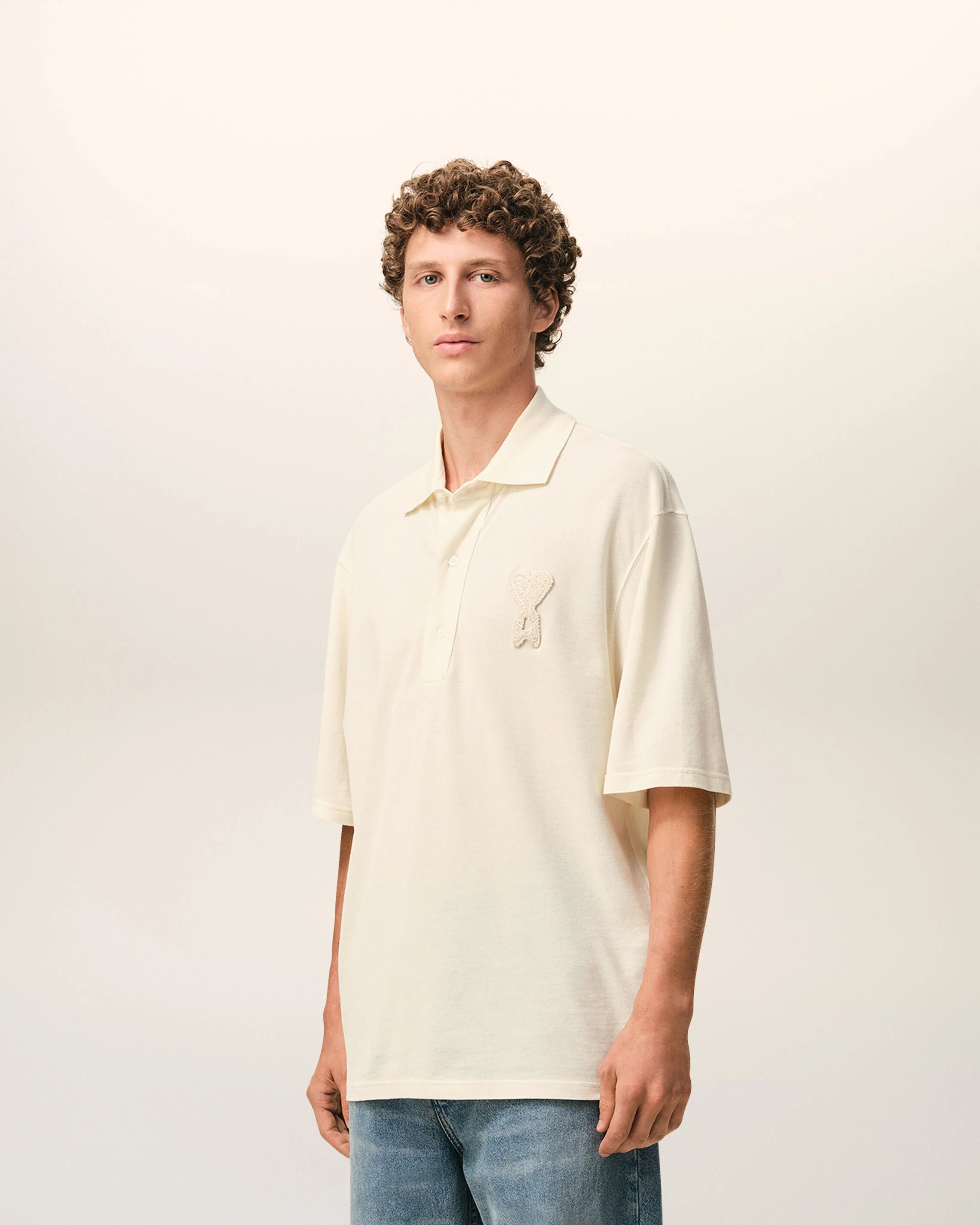 Ami Paris - Polo Boxy Logo Patch Crochet Ami de coeur - Blanc Crème - T-shirts - UPL428.JE0221