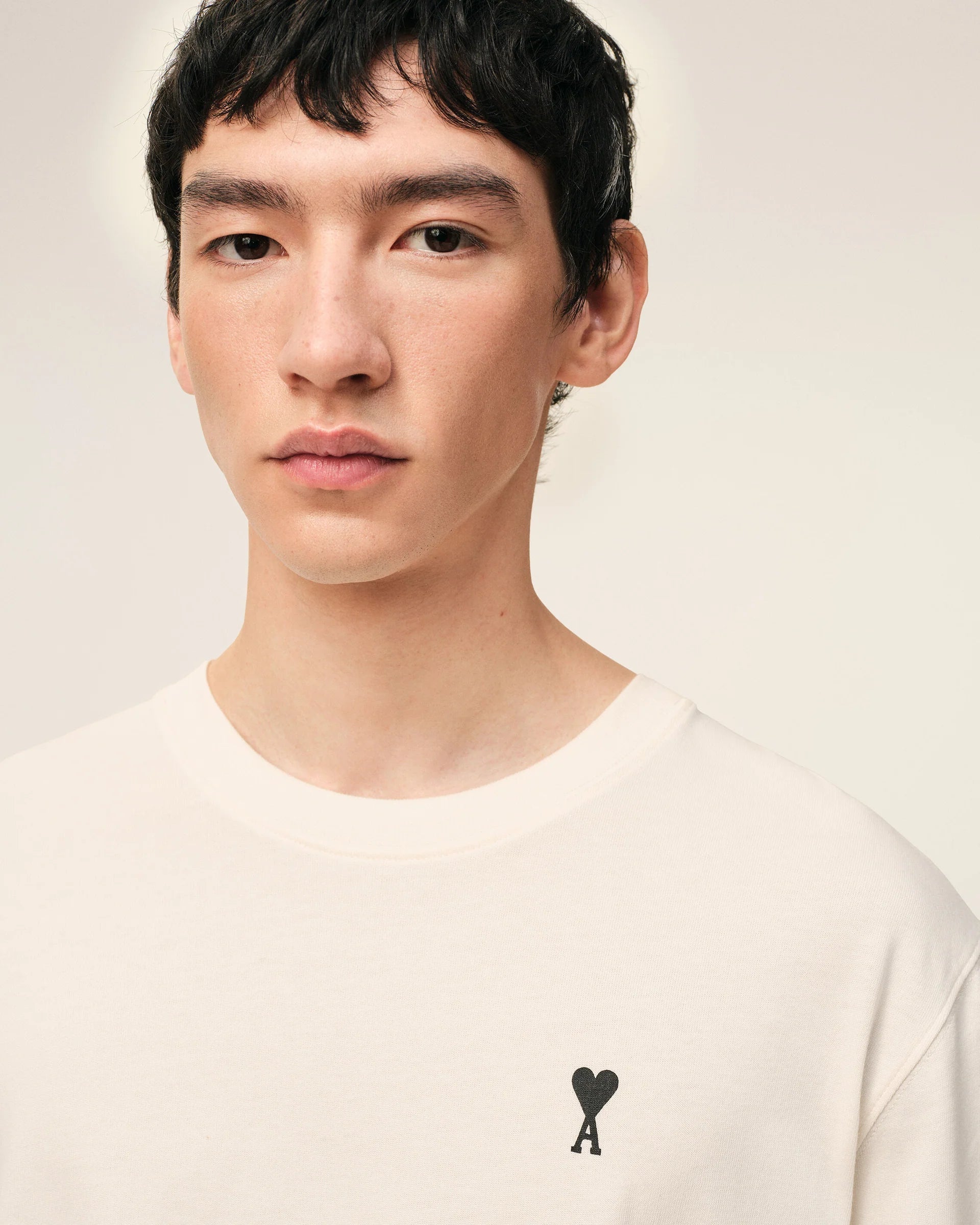 Ami Paris - T-shirt Place des Victoires - Blanc Crème - T-shirts - UTS387.726