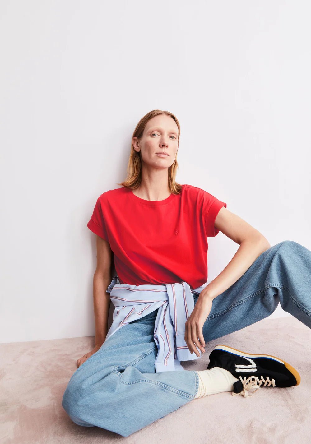 Armedangels - Idaara T-shirt - Mars Red - Tops - 30001811