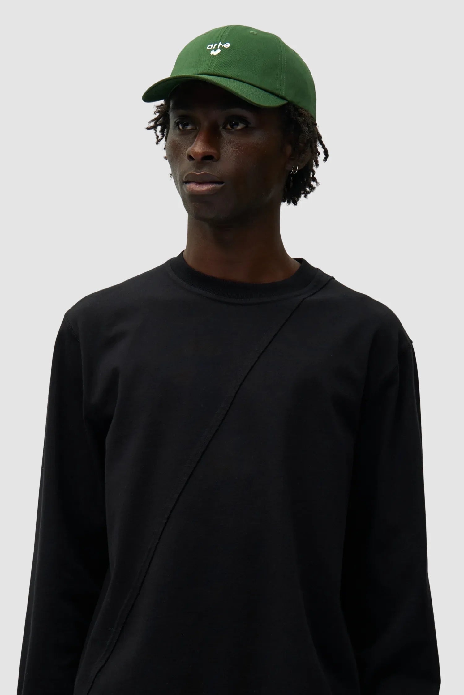 Arte Antwerp – Heart Logo Cap Green - Accessoires - SS26-215AC