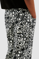 Arte Antwerp - Allover Flower Pants - Black/White - Pantalons et Shorts - AW24 - 044P