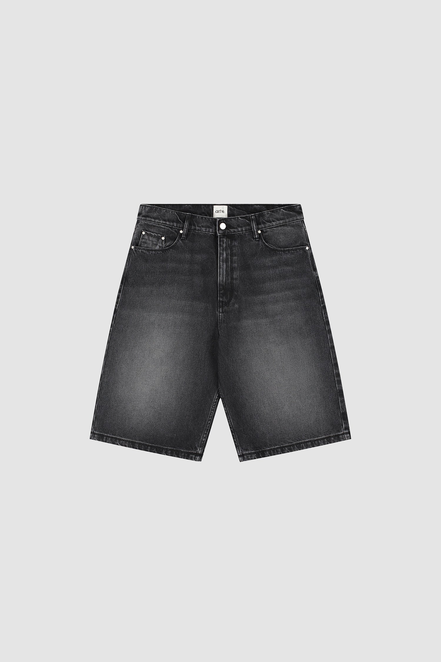 Arte Antwerp – Round pocket Denim Short Fade Black - Pantalons et Shorts - SS26-210SHO