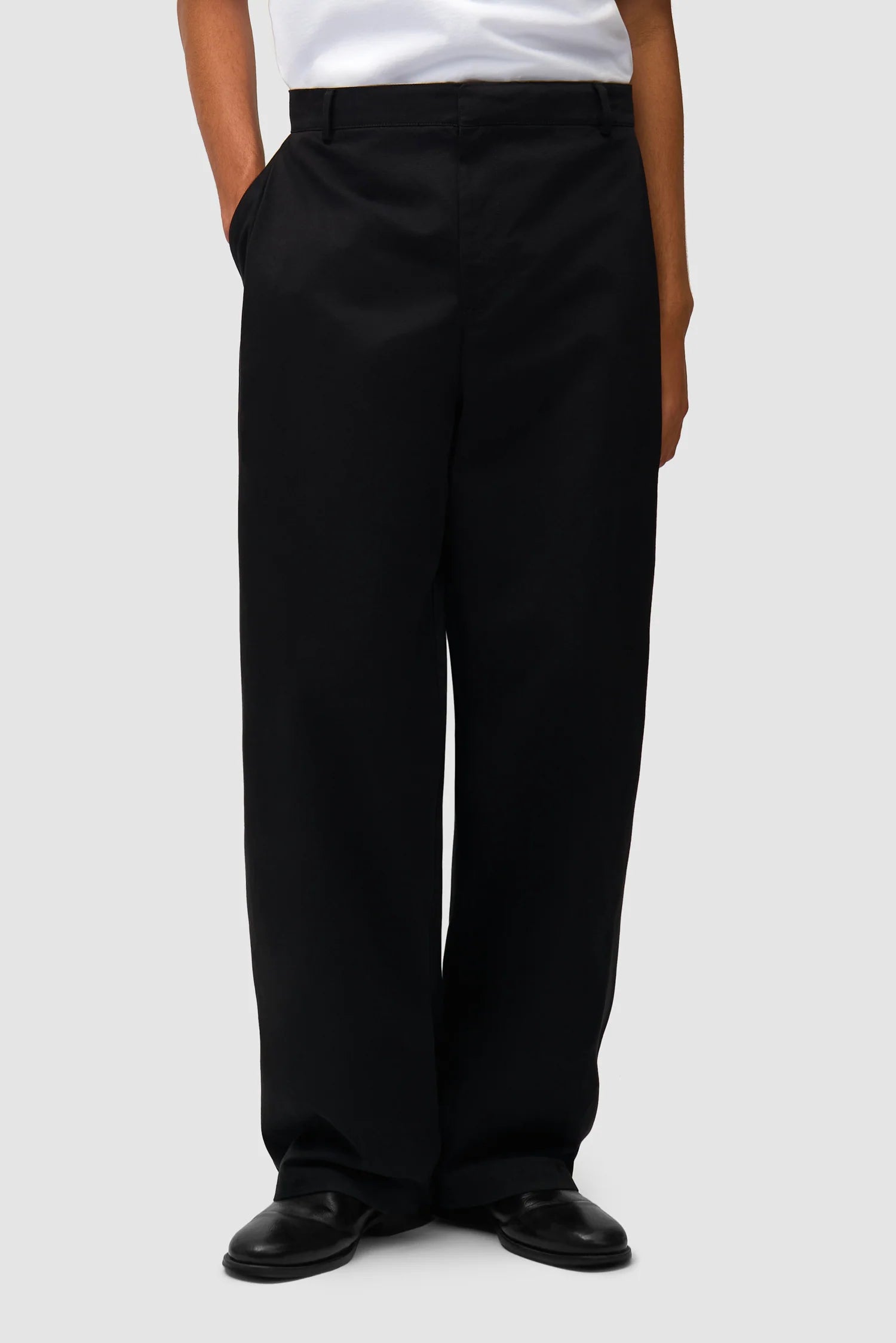 Arte Antwerp - Suit Pants - Black - Pantalons et Shorts - AW25-213P