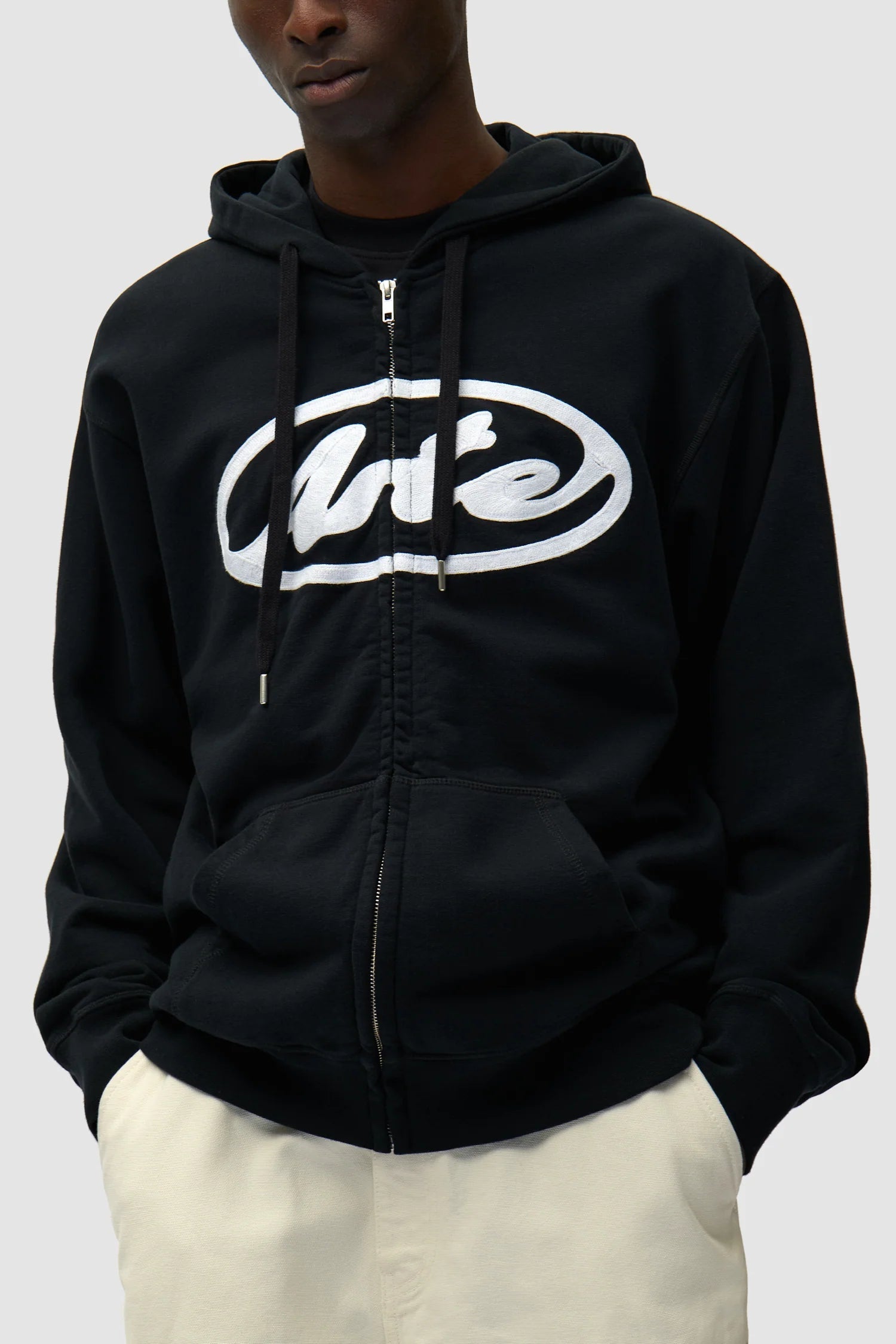 Arte Antwerp – Circle Logo Zip Hoodie Black - Pulls et Sweats - SS26-146HJ