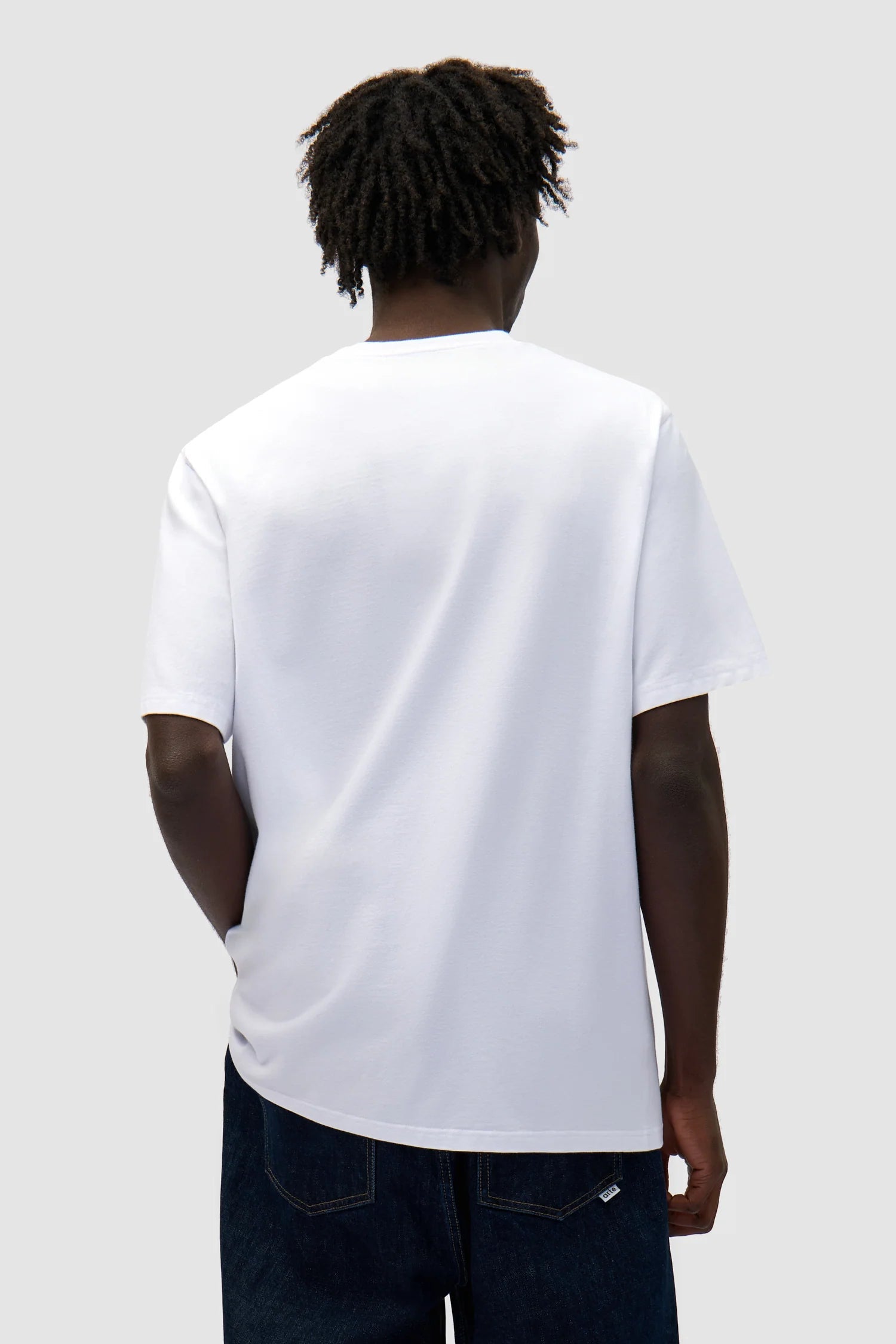 Arte Antwerp - Big Flower T-shirt - White - T-shirts - SS25 - 115T