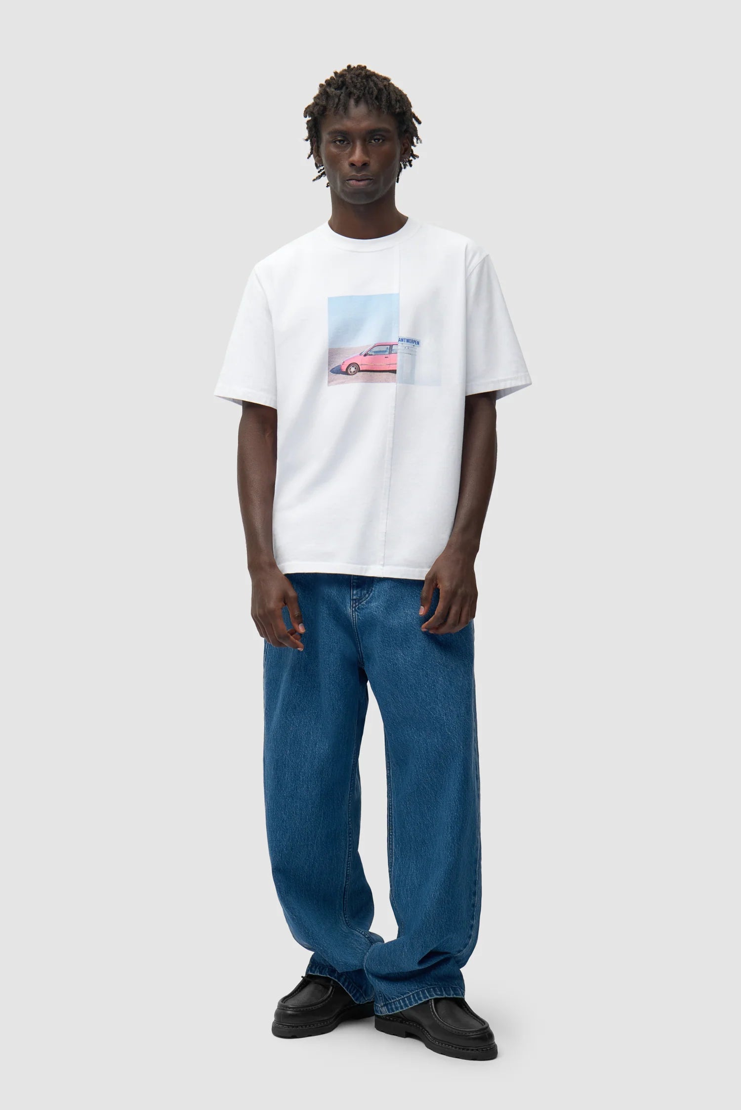 Arte Antwerp – Photo T-shirt White - T-shirts - SS26-238T.1