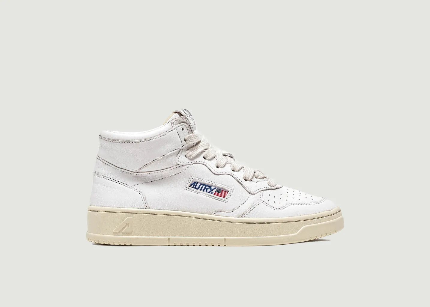 Autry 01 - Sneakers Medalist Mid Leather/Leather - Goat White/White - Chaussures - 