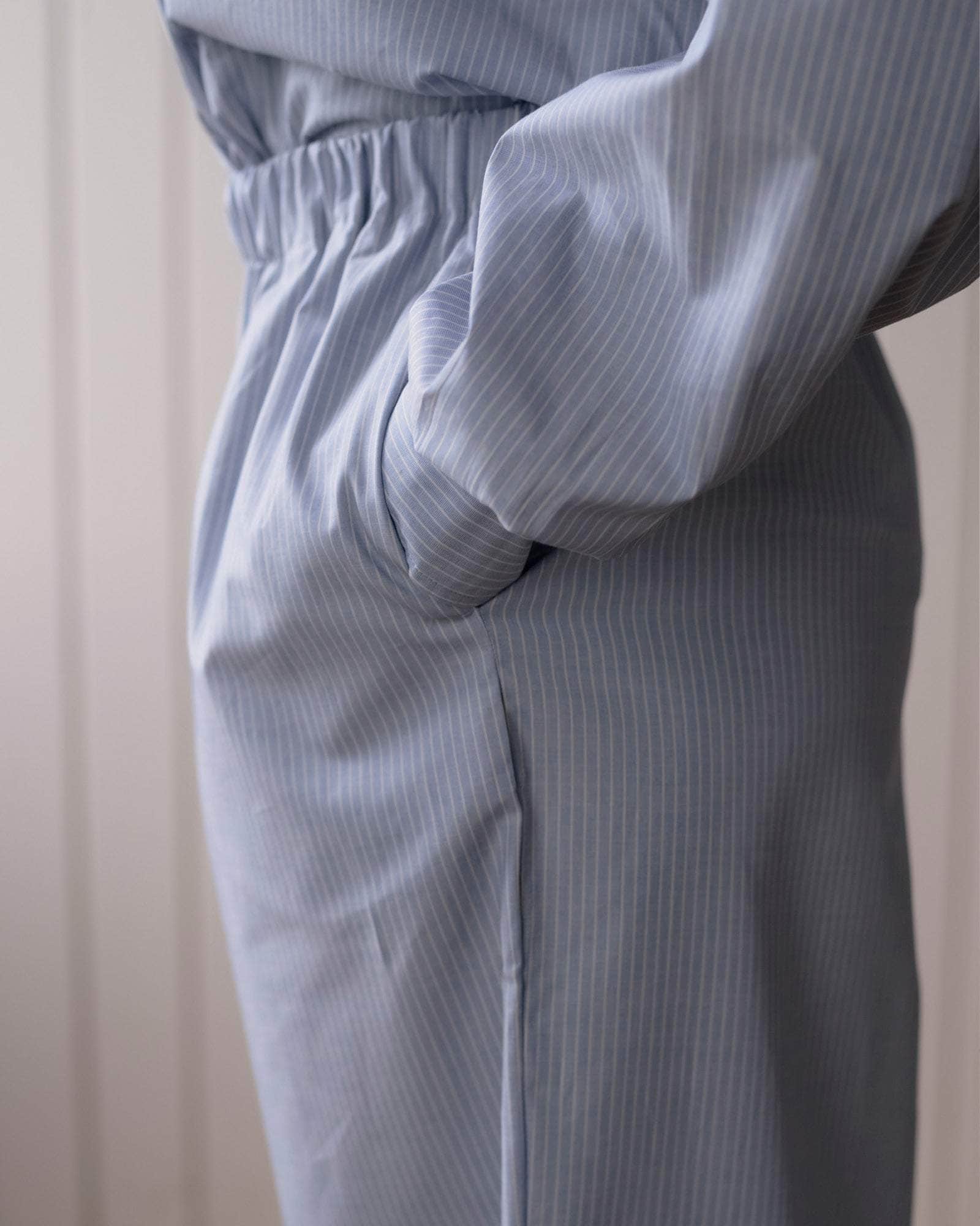 Baserange - Pantalon Claude bleu rayé - Popeline de coton biologique - Jupes et Pantalons - PACL-PO-000
