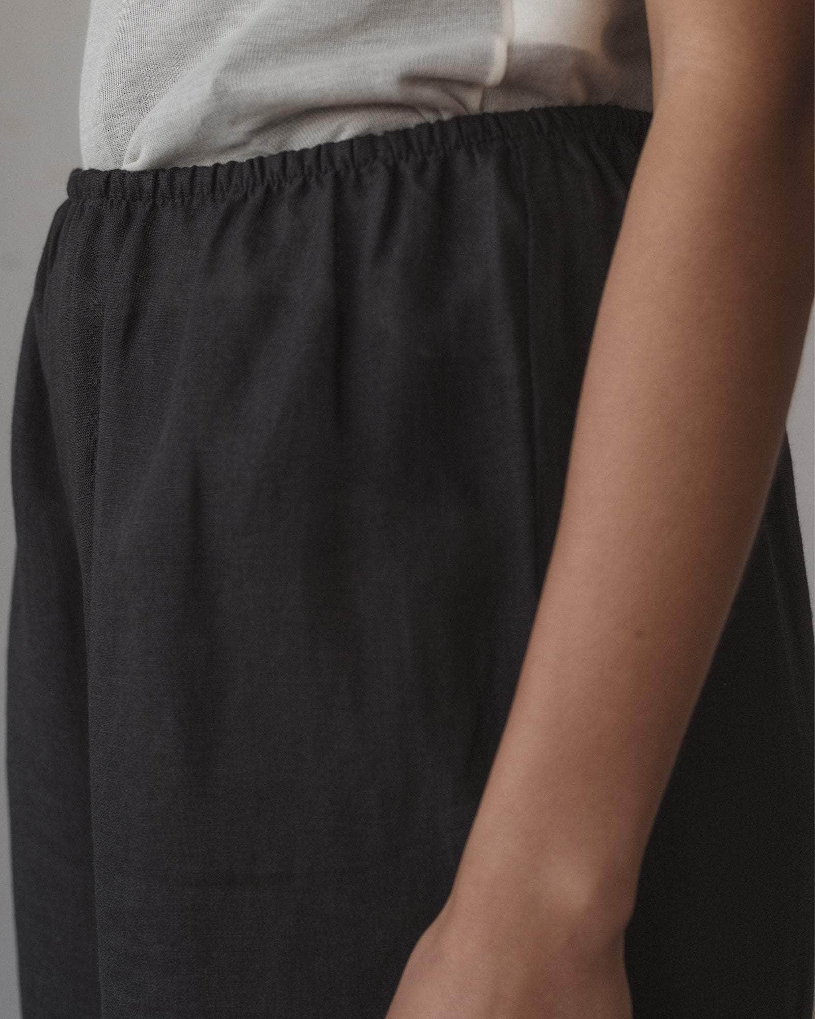 Baserange - Pantalon Stoa noir - Lin fin - Jupes et Pantalons - TRDO-SL-000