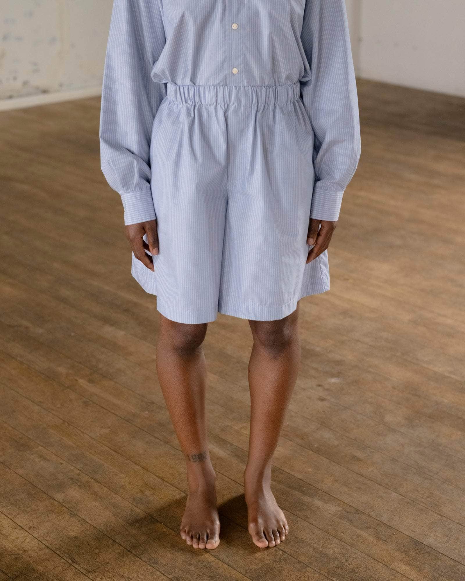 Baserange - Short Claude bleu rayé - Popeline de coton biologique - Jupes et Pantalons - SSCL-PO-000