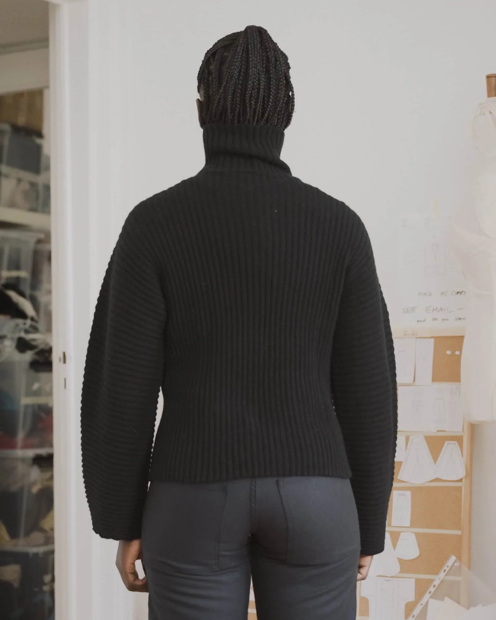 Baserange - Kai Turtleneck - Black - Pulls et Sweats - PUKAT-RC-WI25