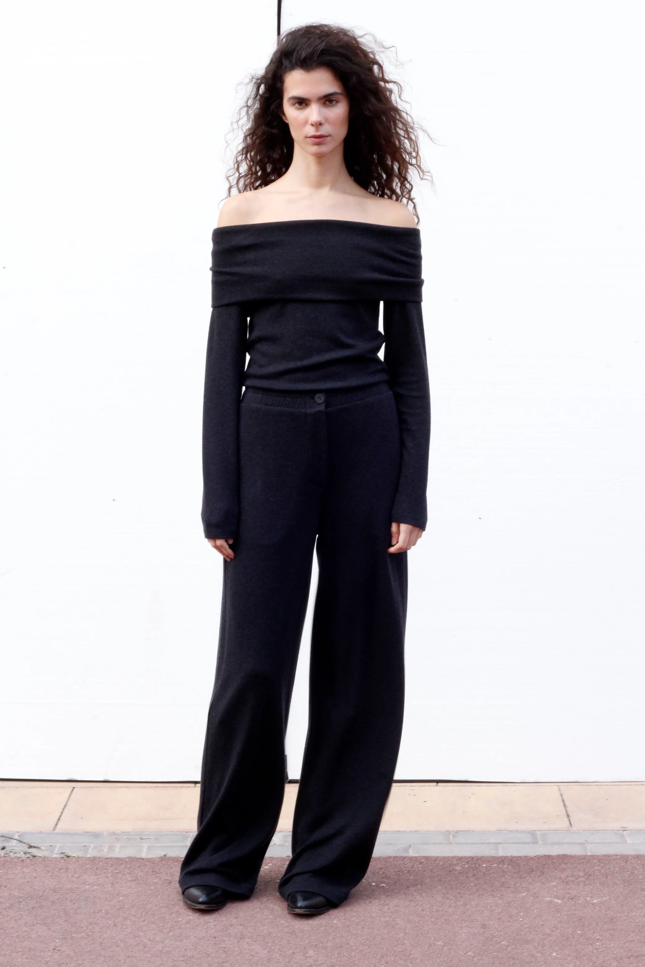 Blacktogrey - Torce Trousers - Black - Jupes et Pantalons - BTG-751