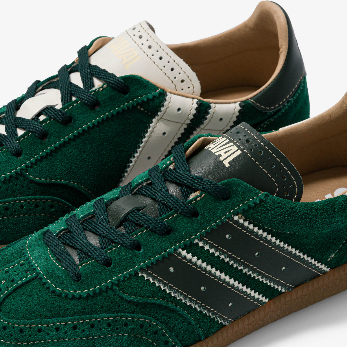 Caval – Pulse Sneakers – Pine Murphy, detail of the lacing and stripes
