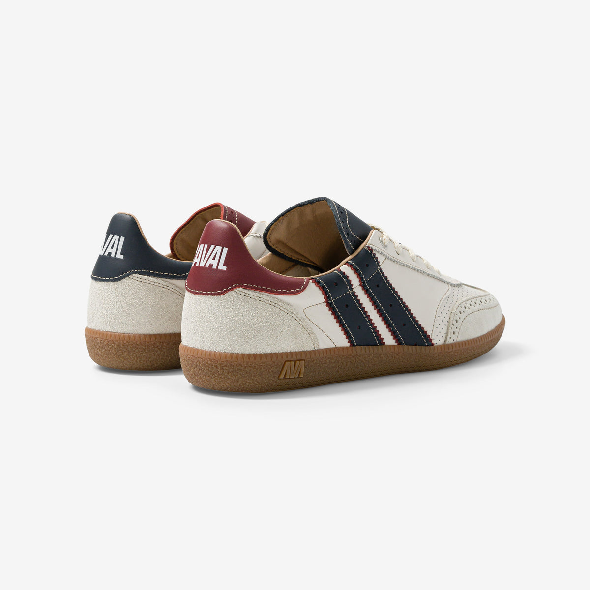 Caval – Baskets Pulse – White Crocket, paire vue de l’arrière