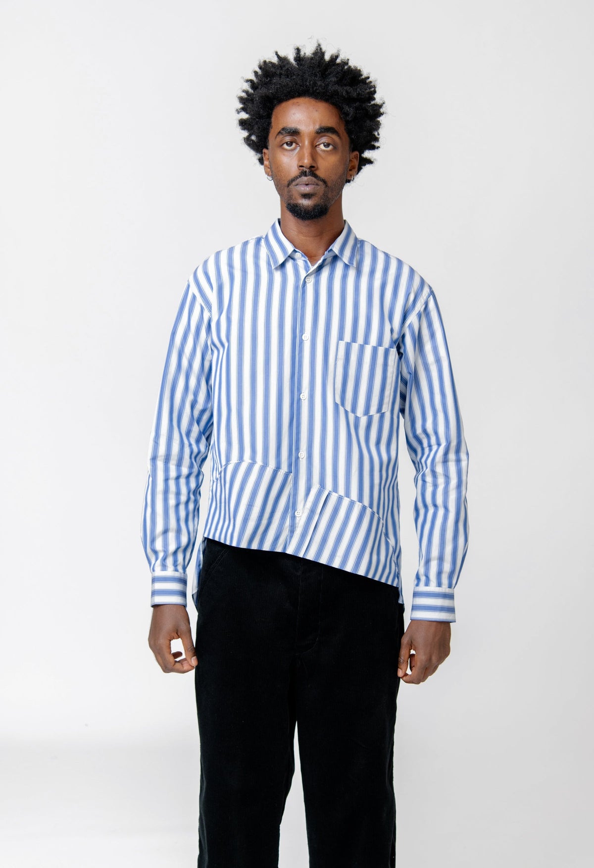 Comme des Garçons SHIRT - Folded Striped Shirt FN-B030-W24 - Blue, portée, vue de face