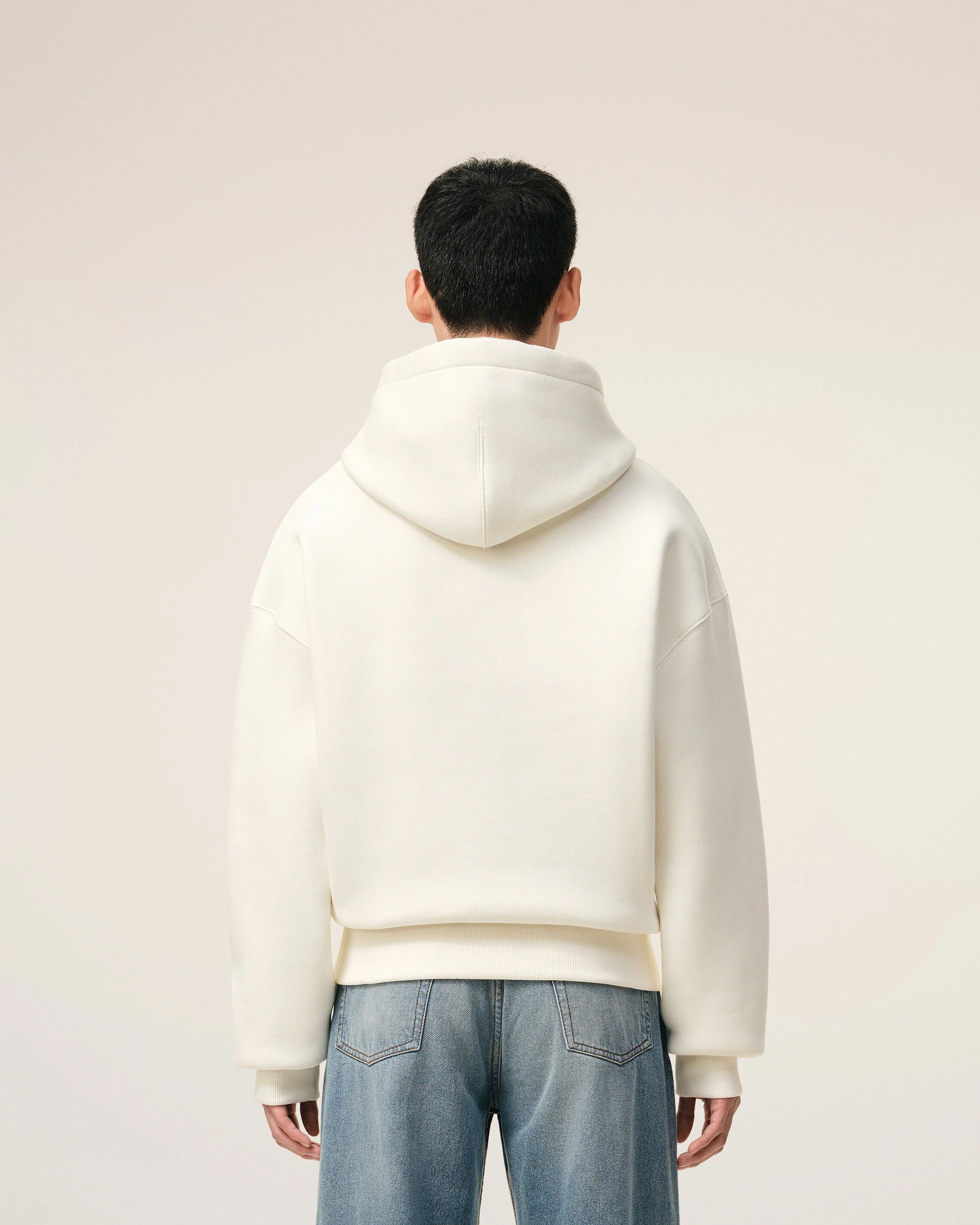Ami Paris - Hoodie Ami de Coeur embossé ton sur ton - Blanc crème