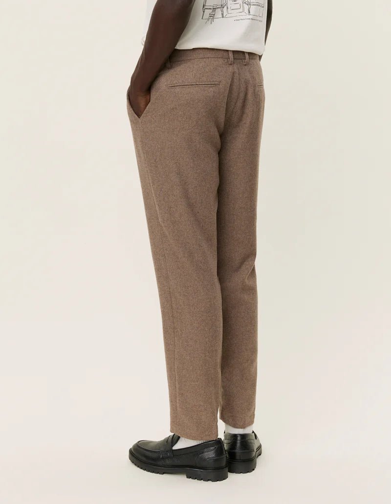 Les Deux - Como Reg Wool Suit Pants - Desert Taupe Melange - Pantalons et Shorts - LDM501093