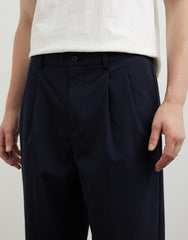 Norse Projects - Been Relaxed Light Wool Pleate Trousers - Dark Navy - Pantalons et Shorts - N25 - 0405