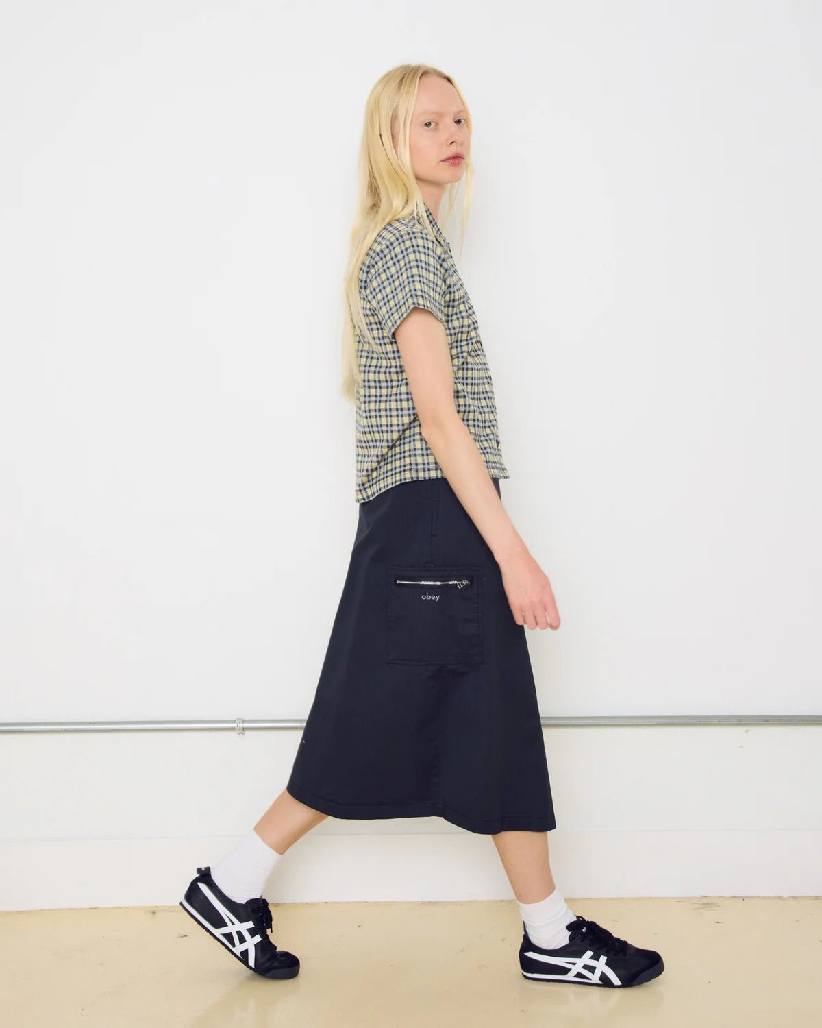 Obey - Arena Wrap Skirt - Black - Jupes et Pantalons - 411550132BLK26