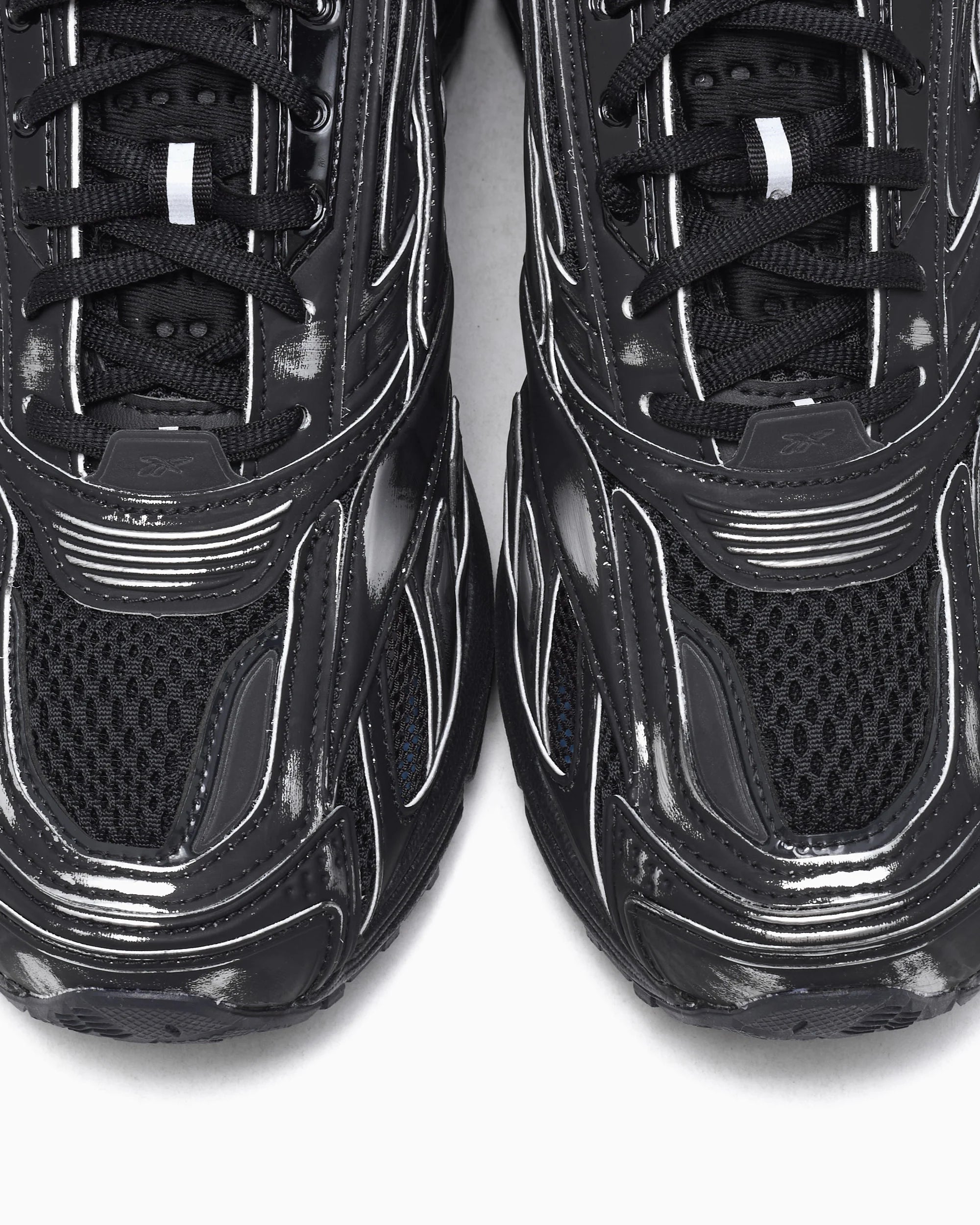 Reebok - Premier Road Ultra Sneakers - Black Buff Metallic - Chaussures - 100260279