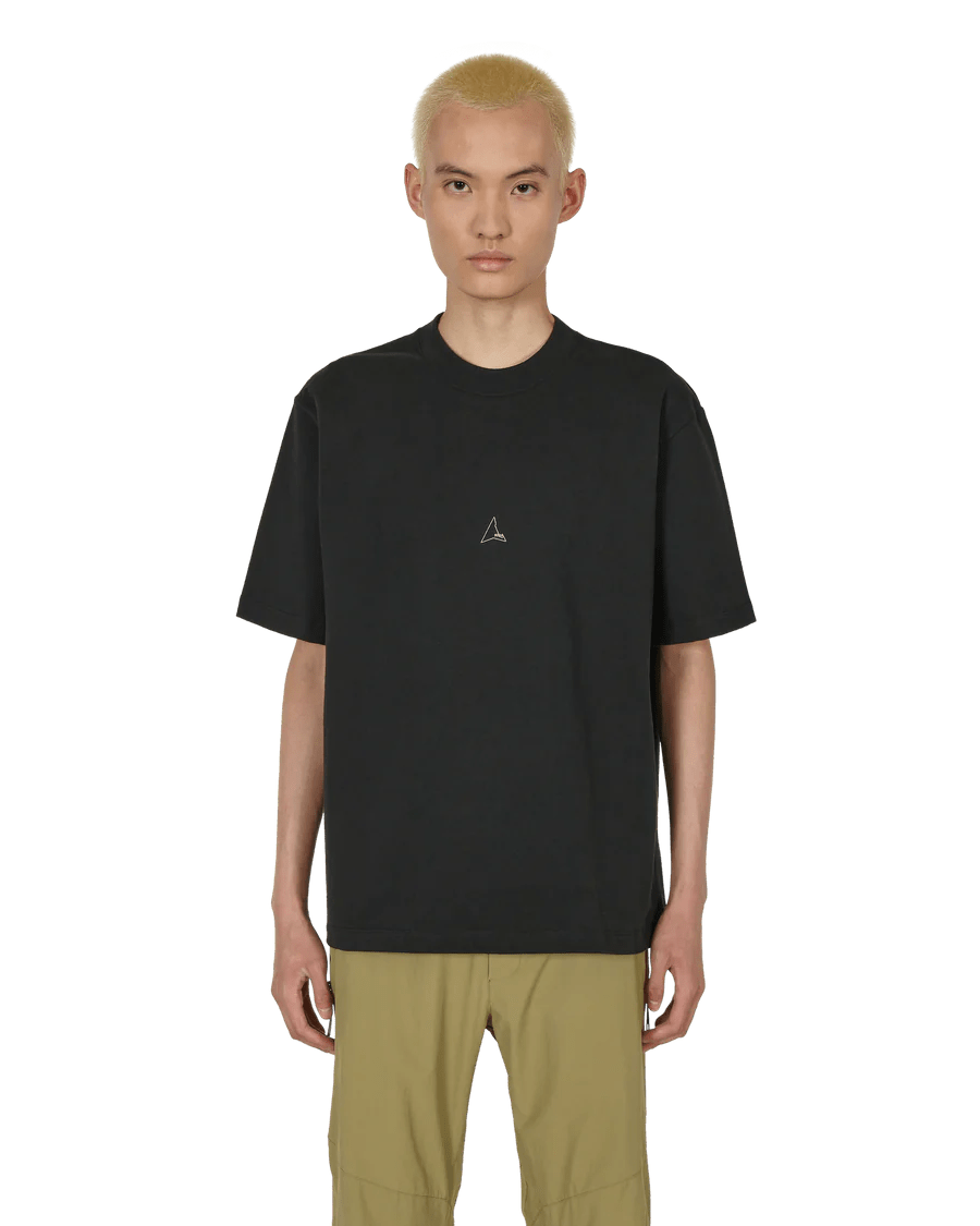 Roa Hiking - Logo Tee - Black-T-shirts-RBMW090JY03