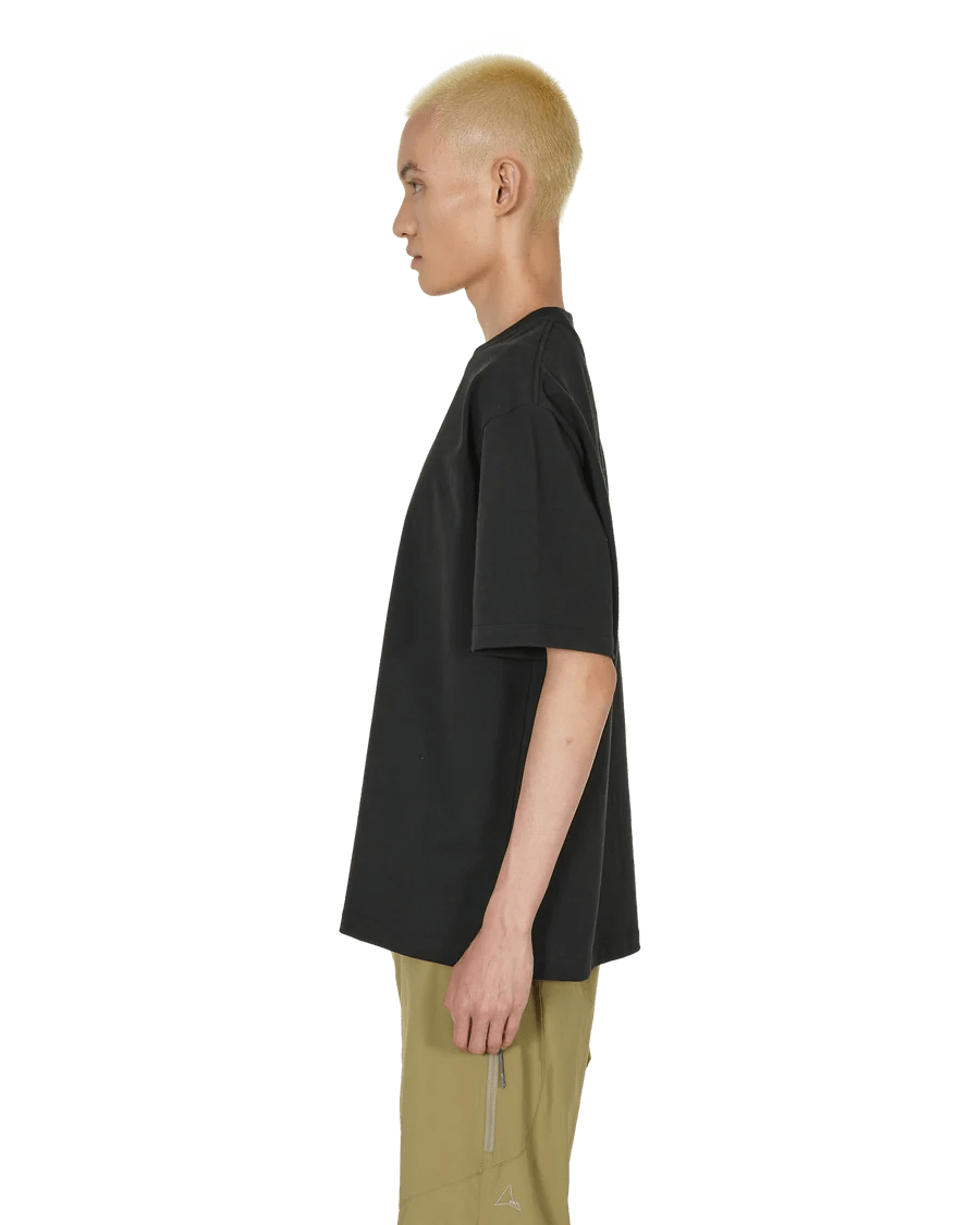 Roa Hiking - Logo Tee - Black-T-shirts-RBMW090JY03