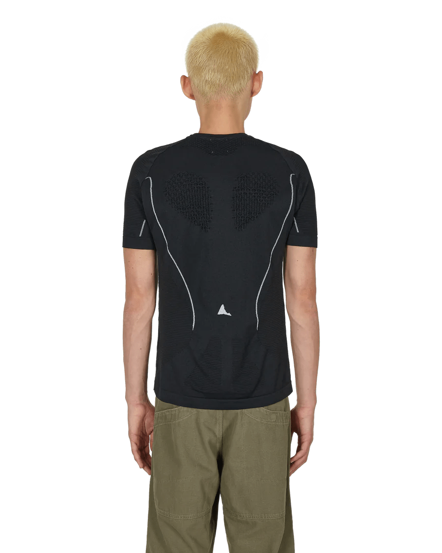 Roa Hiking - Seamless Shortsleeve - Black-T-shirts-RMBW0101FA73