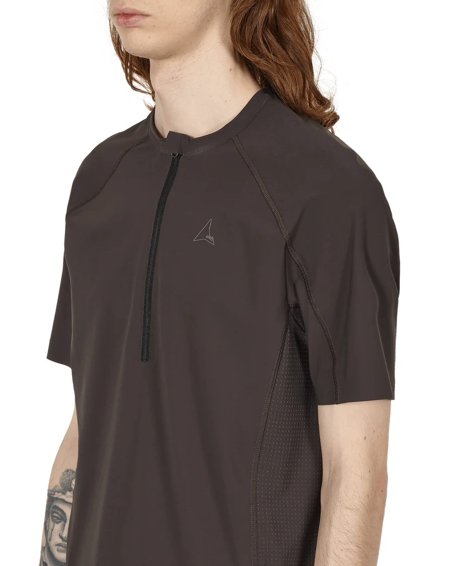 Roa Hiking - Training T-shirt - Black-T-shirts-RBMW093FA66