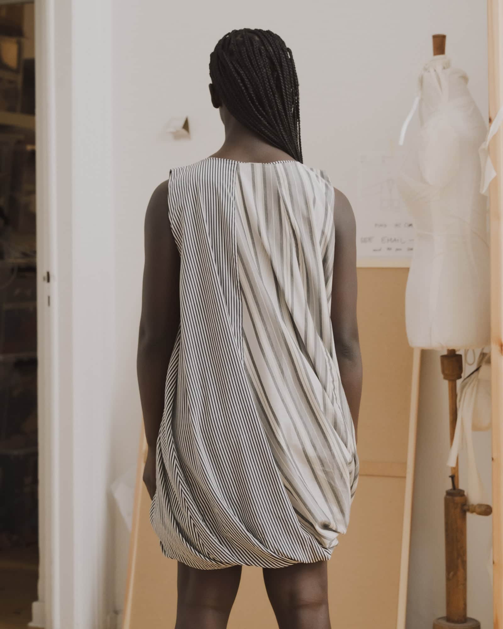 Baserange - Robe Bella rayée gris - Coton de soie