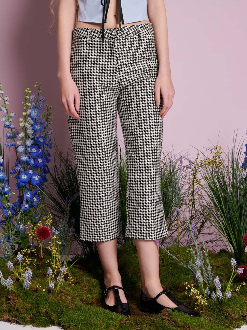 Sister Jane - Petal Houndstooth Capri Trousers - Black & White - Jupes et Pantalons - TR226BNW